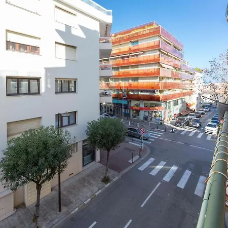 Renting Deux Pieces Climatise Centre D'antibes 펜션 *